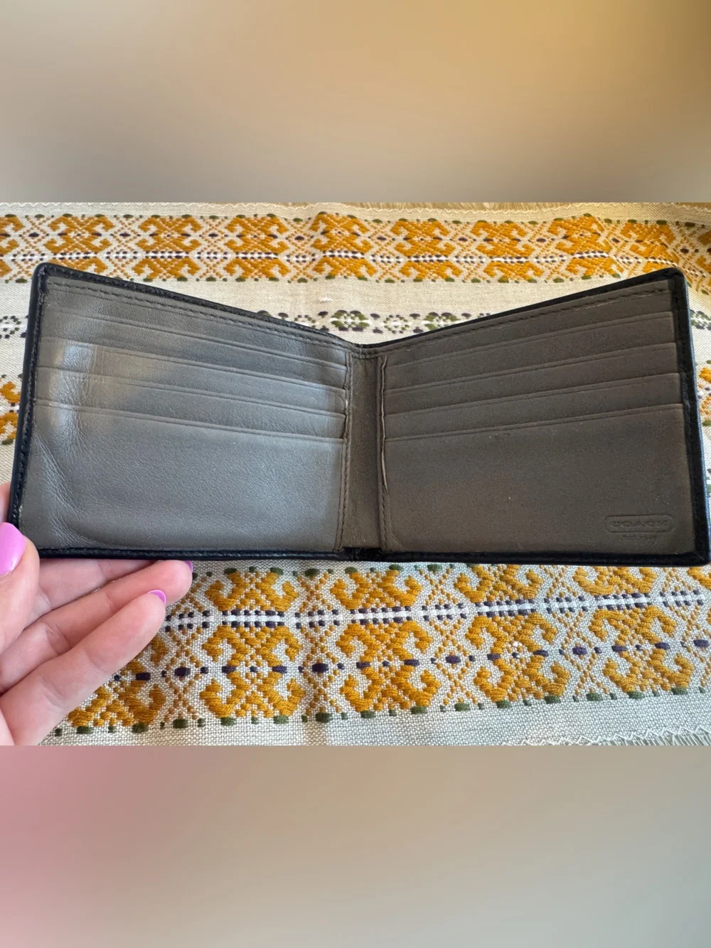 Coach • Leather Bifold Heritage Black Wallet